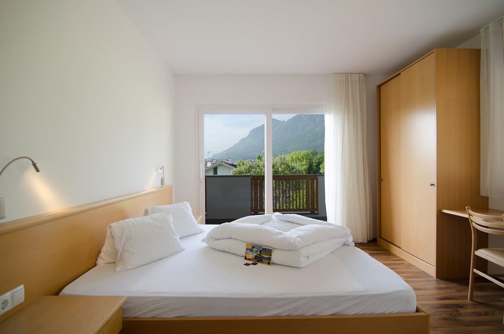 Garni Hotel Peterlinhof Caldaro Værelse billede